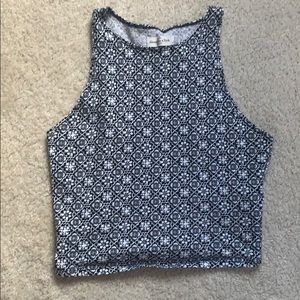 Summer crop top size small